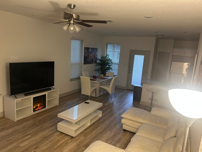 Building Photo - 7613 Briarwood Pass