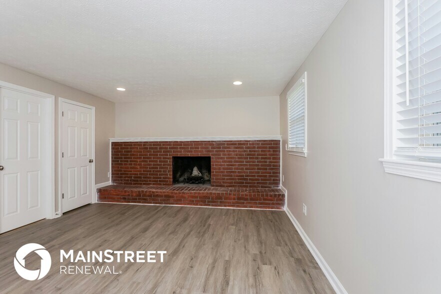 Building Photo - 8611 Montrie Ct