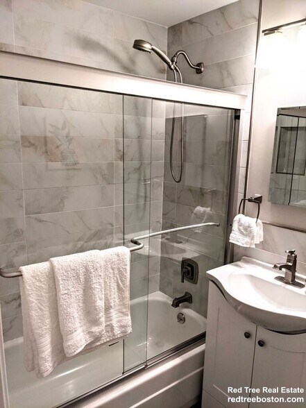 Building Photo - 20 Bowdoin St