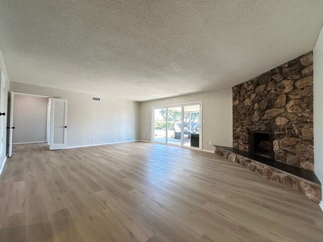 Building Photo - 18172 St Moritz Cir