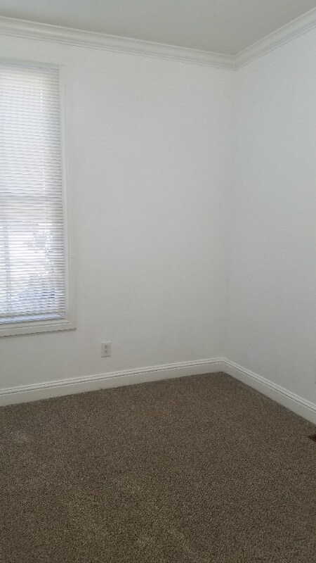 Building Photo - 980 Islay St