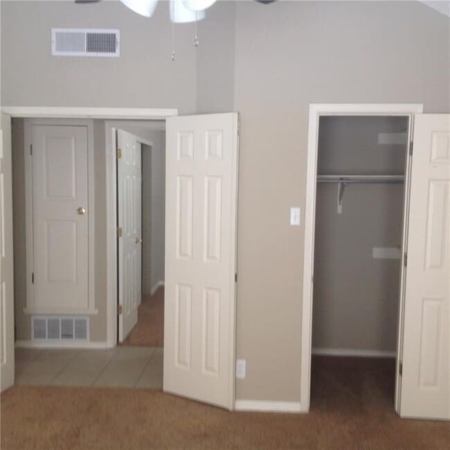 Building Photo - 7532 Le Conte Dr