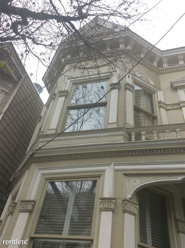 Building Photo - 628 Hayes St