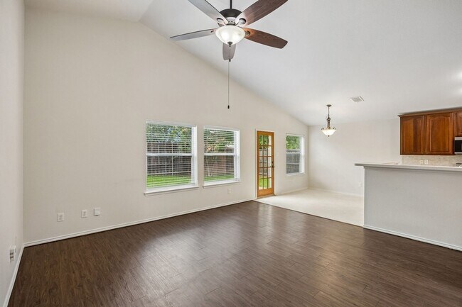 Building Photo - 1551 Cedar Springs Dr