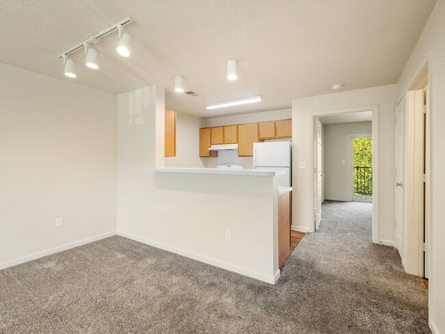 Building Photo - Minutes from Castle Schools*********Prime Location**********Newburgh Indiana 1 Bedroom