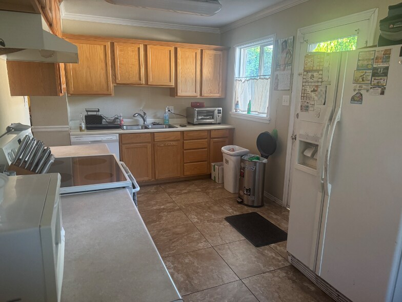 Building Photo - 1132 Nocturne Dr