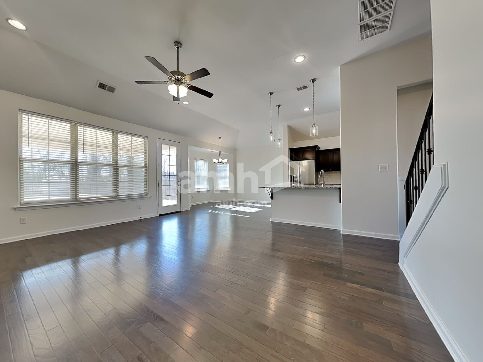 Building Photo - 5571 Stonecrest Dr