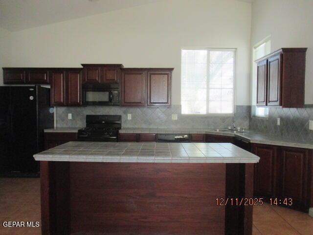 Building Photo - 7351 9th St