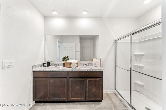 Building Photo - 2309 Jupiter Blvd SW