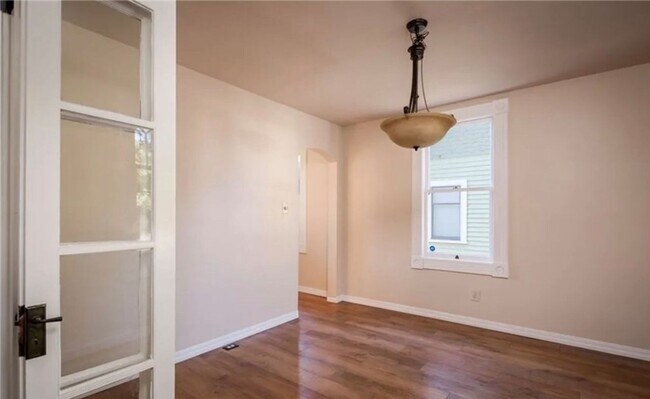 Building Photo - 1263 Pismo St