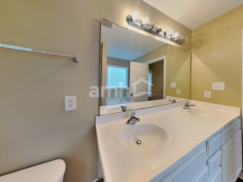 Building Photo - 4213 Bay Rum Ln