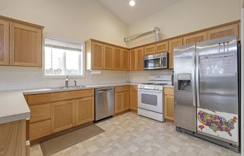 Building Photo - 3579 NE Harvest Dr