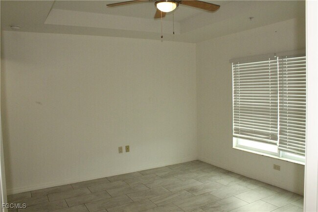 Building Photo - 1110 SW 47th Terrace