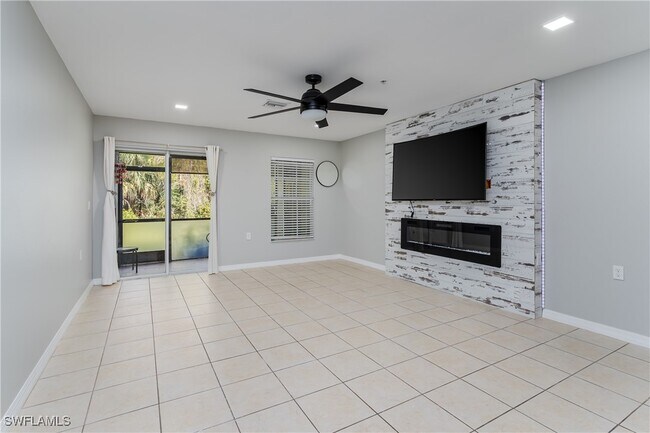 Building Photo - 9080 Gervais Cir