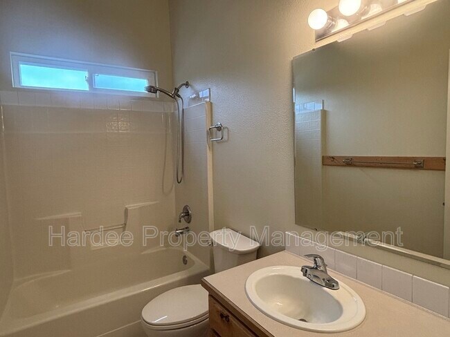 Building Photo - 3313 W Cherry Ln