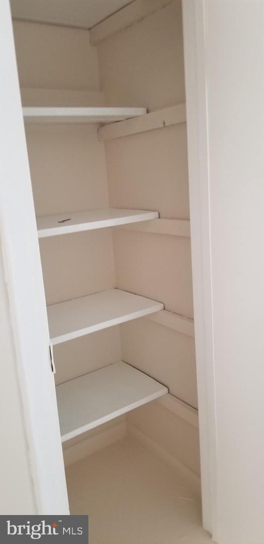 Building Photo - 5204 Newton St