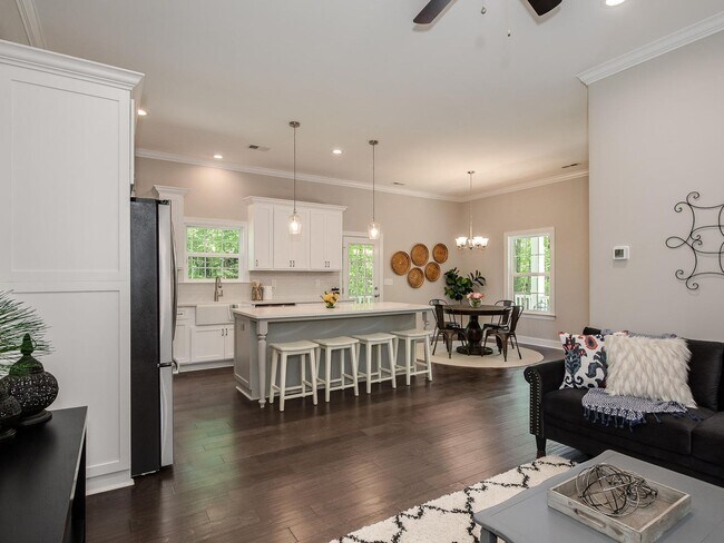 Building Photo - 5919 Hemby Road