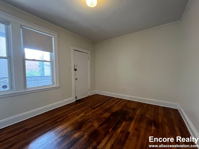 Building Photo - 1630 Commonwealth Ave