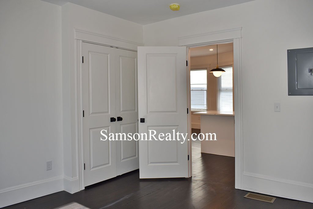 Building Photo - 405 Morris Ave