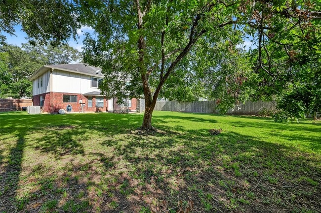 Building Photo - 2918 Colonel Ct Dr