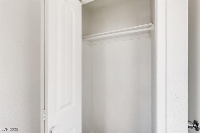 Building Photo - 2529 N Webster St