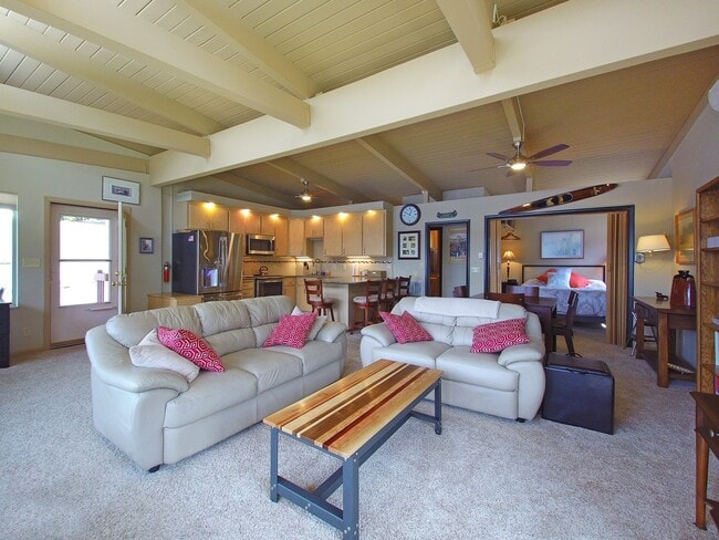 Building Photo - Lake Sutherland Home For Lease!