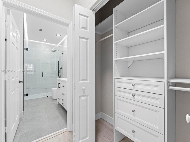 Building Photo - 4851 Bonsai Cir