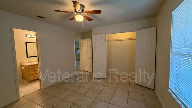 Building Photo - 6323 Fred Allen Rd