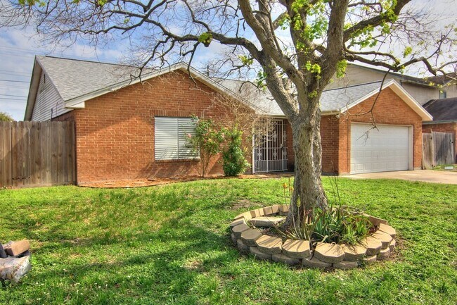 Building Photo - 7125 Laramie Ln