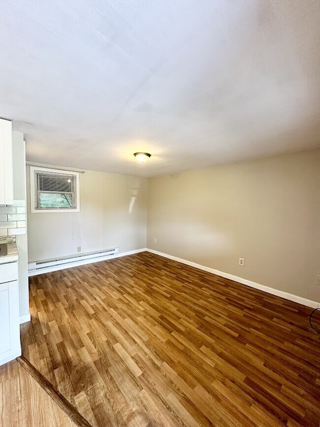 Building Photo - 1261 NY-7