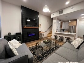 Building Photo - 1508 Race St