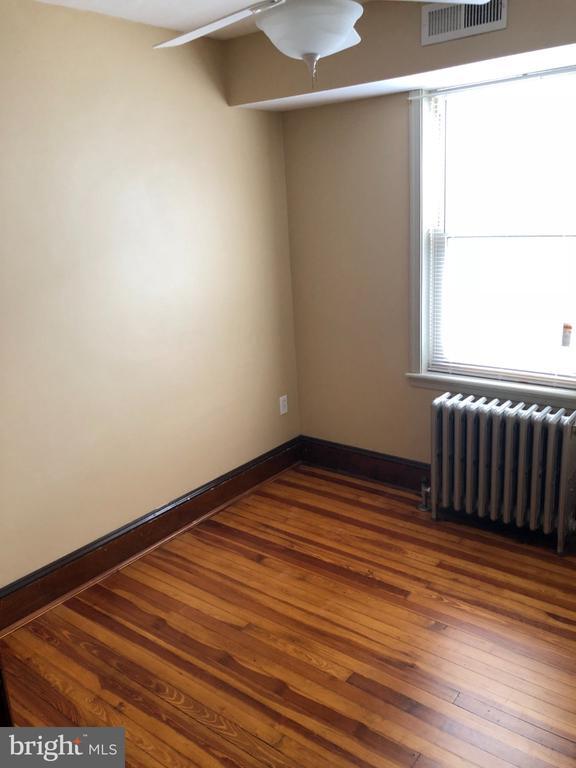 Building Photo - 166 Springfield Ave