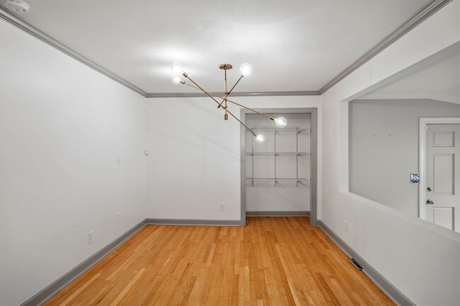 Building Photo - 301 Latimer Rd