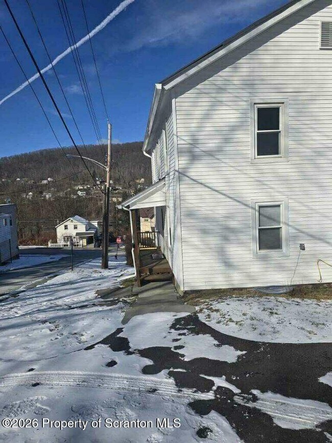 Building Photo - 5094 3rd Ave