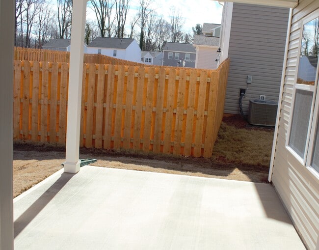 Building Photo - 4671 Wesmar Ct