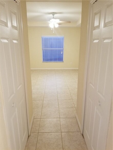 Building Photo - 8025 98th Ct