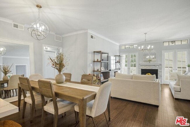 Building Photo - 860 S Lucerne Blvd