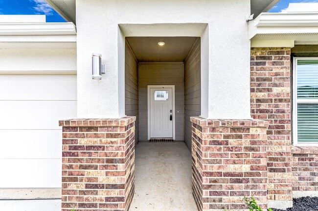 Building Photo - 30226 Belgrade Pk Ln