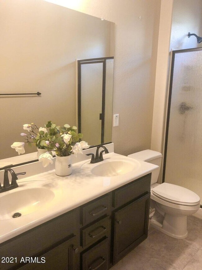 Building Photo - 4 bedroom in Eastmark