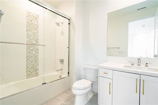 Building Photo - 20043 Mersey Ln