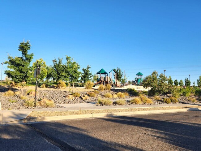 Building Photo - Amazing 3 bedroom on Westside! Coors/Ladera. Close to Petroglyphs, I-40.