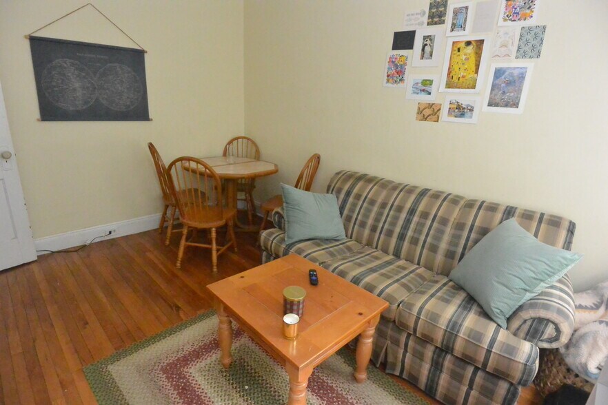 Primary Photo - 90 Brainerd Rd