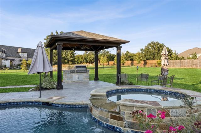 Building Photo - 715 Simmons Rd