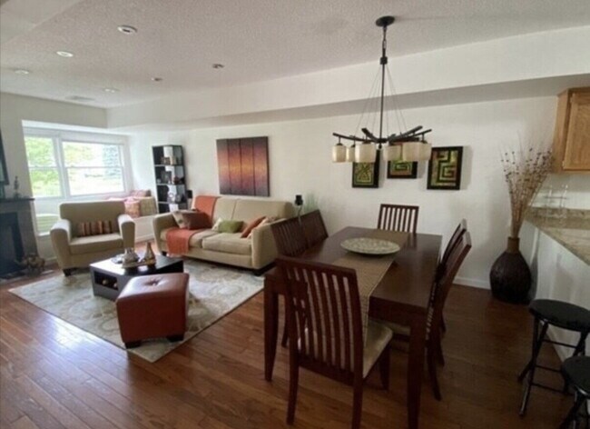 Building Photo - 10 Merganser Way