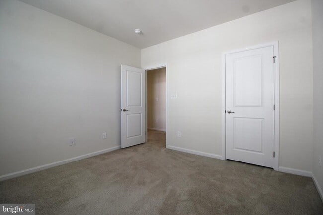 Building Photo - 13615 Air and Space Museum Pkwy