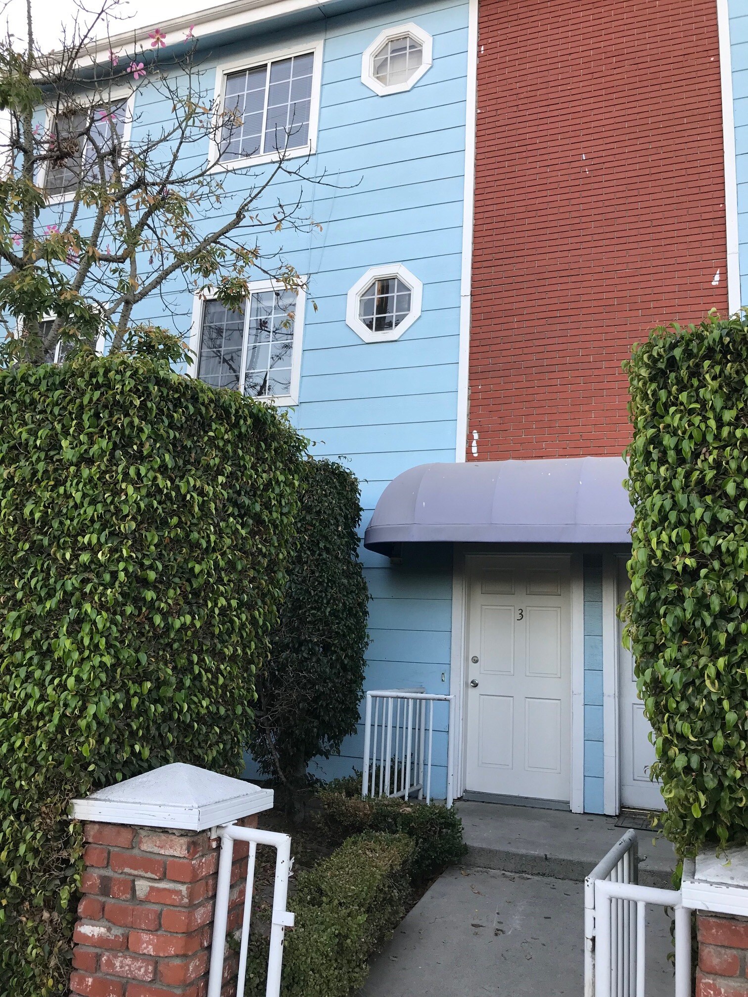 Building Photo - 22707 S Figueroa St