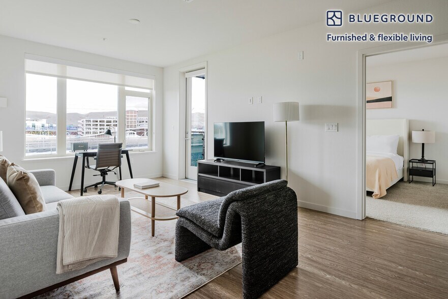 Building Photo - 650 E Capitol Ave