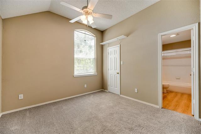 Building Photo - 2113 Glenmont Dr