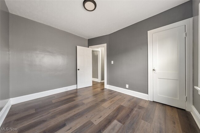 Building Photo - 3904 Ardmore Ave