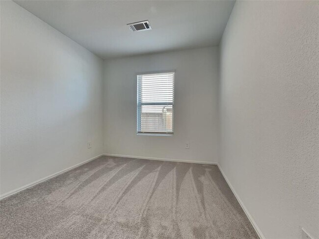 Building Photo - 17512 Grand Fir Ln